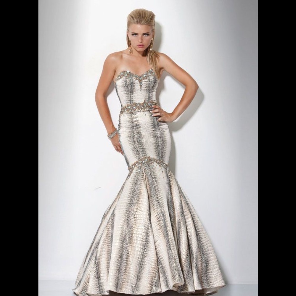 Jovani snakeprint gown